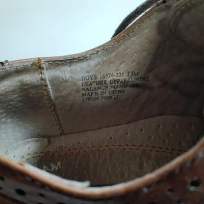 Boys Florsheim shoes size 13m