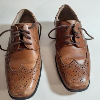 Boys Florsheim shoes size 13m
