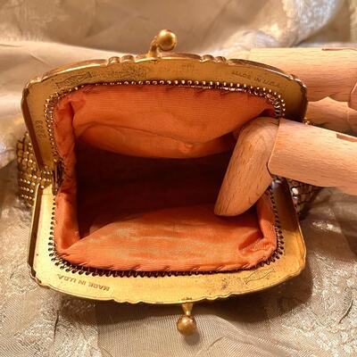 Lot Vintage Gold Mesh Whiting & Davis Bag / Coin Purse