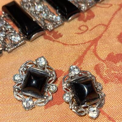 Lot 83 Vintage Costume Jewelry Set Bracelet & Earrings Black with Rhinestones