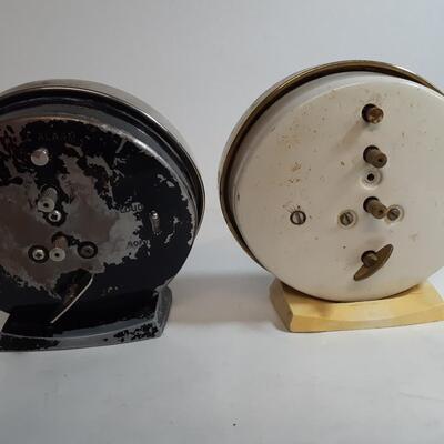 Set of 2 vintage westclox wind up alarm clocks