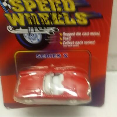 Maisto Speed Wheels Series X 1957 Corvette Chevrolet Red Diecast