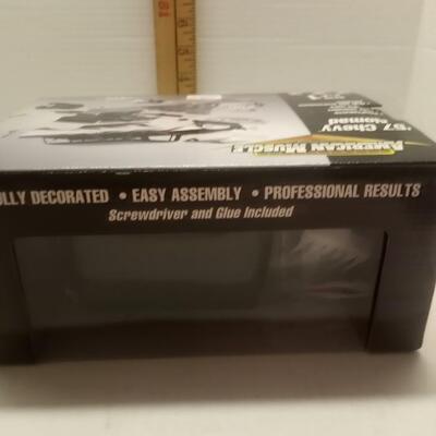 American Muscle '1937 Cord Die Cast 1:64 scale yellow