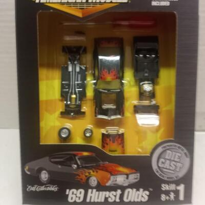 American Muscle '69 Hurst Olds Die Cast 1:64 scale Black Flames