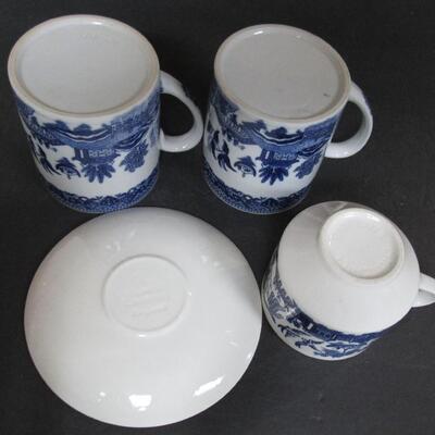 Vintage Blue Willow Lot, Platter, Veggie Bowl, Mugs, England C/S