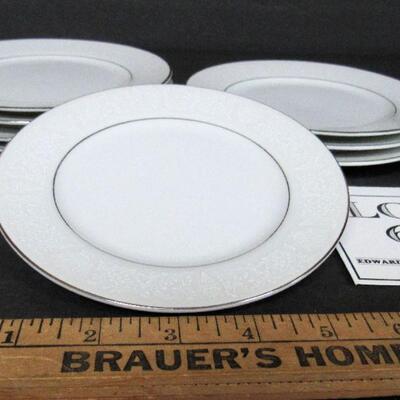 8 Crown Victoria Fine China Love Lace 6" Plates