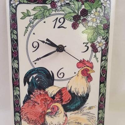 FUN SANTA BARBARA COLLECTABLE ROOSTER CLOCK