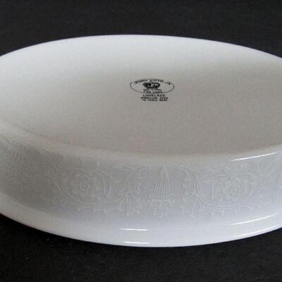 Crown Victoria Fine China Love Lace Oval Baker