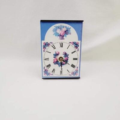 LOVELY LITTLE BLUE ROSE BASKET CLOCK
