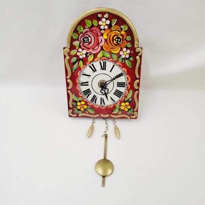 BEAUTIFUL RED AND GOLD ROSE CLOCK