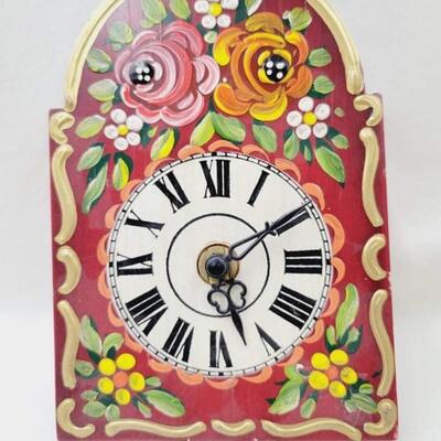 BEAUTIFUL RED AND GOLD ROSE CLOCK