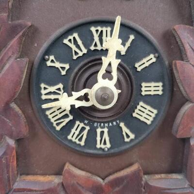 BLACK FOREST STYLE CUCKOO CLOCK