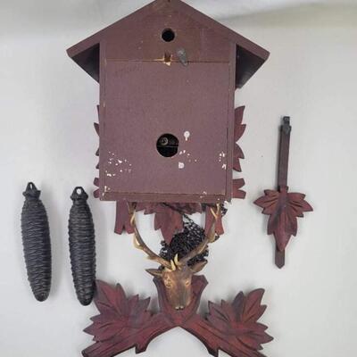 BLACK FOREST STYLE CUCKOO CLOCK