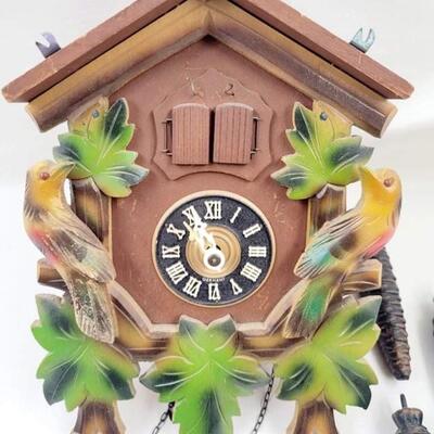 BEAUTIFUL GERMAN CUCKOO CLOCK