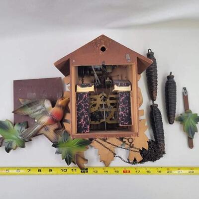 BEAUTIFUL GERMAN CUCKOO CLOCK