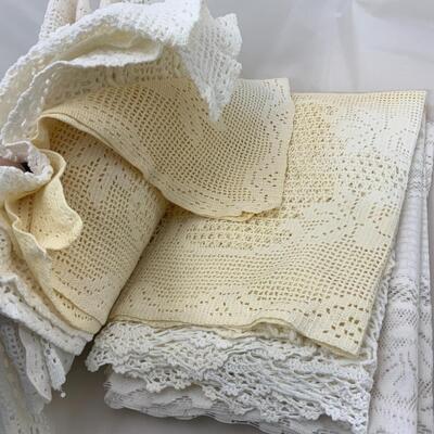 -128- Rectangular and Square Doilies
