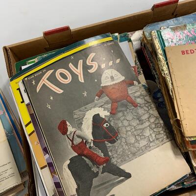 -131- Large Flat of Craft Books | Childrenâ€™s Books