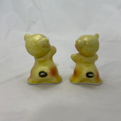 -136- Bear Huggies | Salt and Pepper Shakers | UnMarked