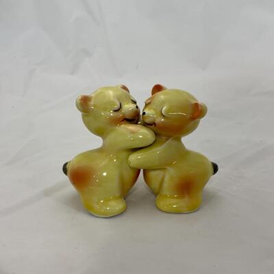-136- Bear Huggies | Salt and Pepper Shakers | UnMarked