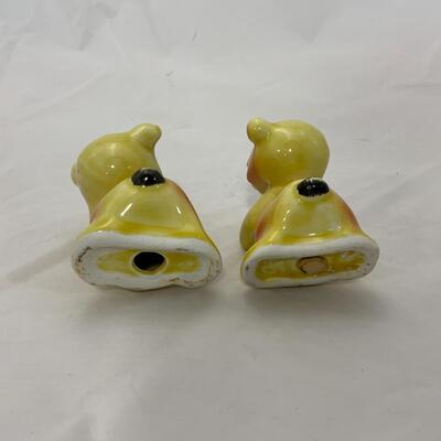 -136- Bear Huggies | Salt and Pepper Shakers | UnMarked