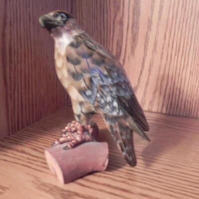 LOT EAGLE FIGURINES