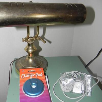 LOT 60 SMALL ELECTRONICS