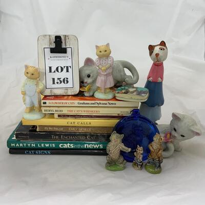 -156- Cat Books | Cat Figures