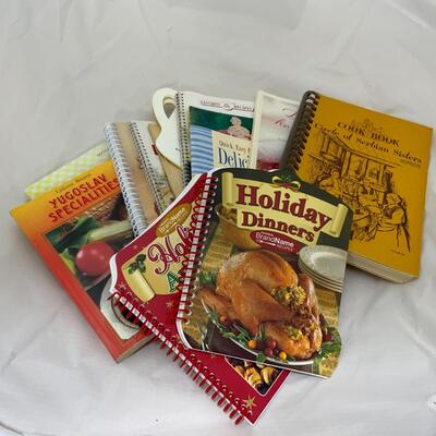 -161- Large Lot of Miscellaneous Cook Books