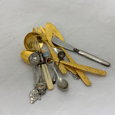 -162- Mixed Lot of Flatware