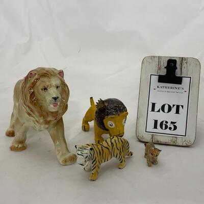 -165- Lions and Tiger! | Four Figurine Lot | Cowardly Lion