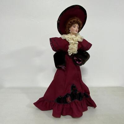 -181- Franklin Mint Heirloom Doll | Gorgeous Red Dress