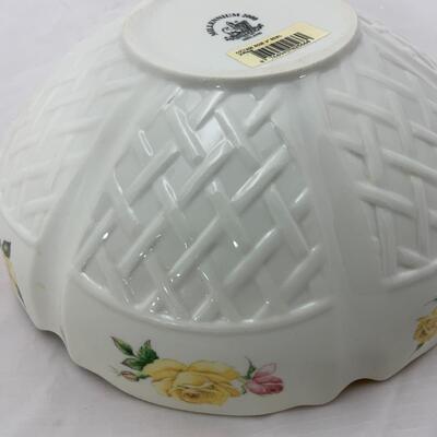 -196- BELLEEK | Cottage Rose Bowl