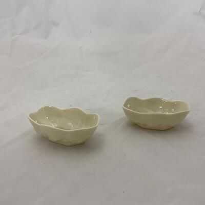 -197- BELLEEK | Three Small Pieces | Bowls