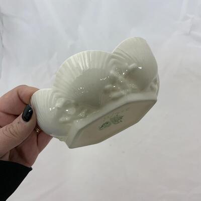 -200- BELLEEK | Delicate Dish