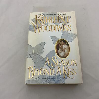-203- Kathleen E Woodwiss | Twelve Books