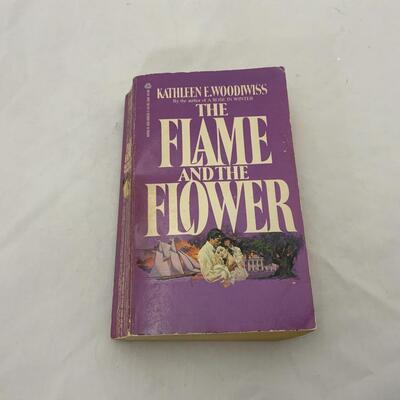 -203- Kathleen E Woodwiss | Twelve Books