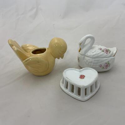 -207- SHAWNEE | Bird Planter | LEFTON | Heart Dish and Swan
