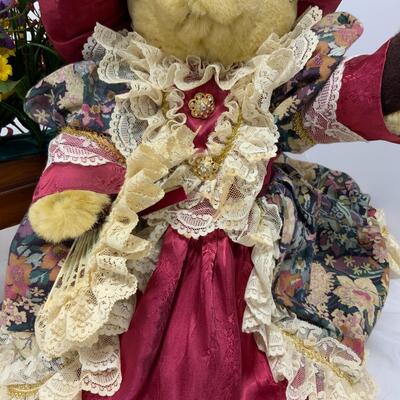 -209- Bearly People Doll | Spinning Wheel Floral Decor
