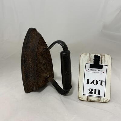 -211- Number 7 Sad Iron