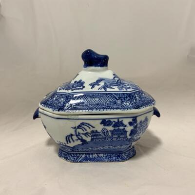 -212- Blue and White Dishes | Flow Blue | Auld Lang Syne