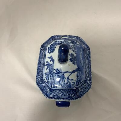 -212- Blue and White Dishes | Flow Blue | Auld Lang Syne