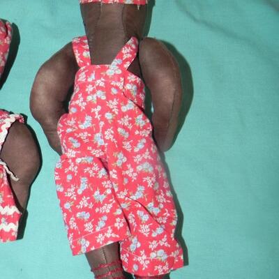 LOT  VINTAGE HAND STITCHED DOLLS