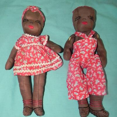 LOT  VINTAGE HAND STITCHED DOLLS