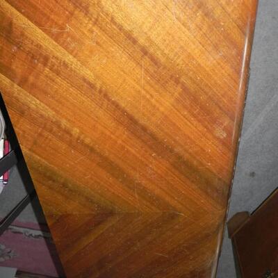 LOT 39   VINTAGE HOPE CHEST