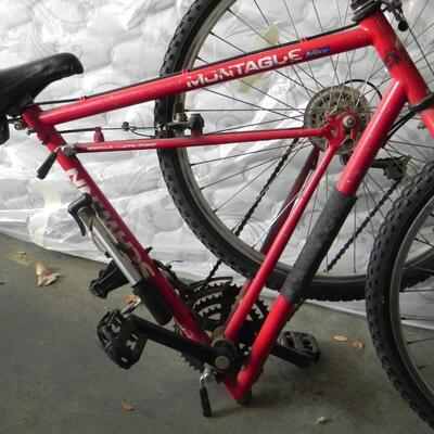 LOT 88  SCHWINN MONTAGUE FOLDING BIKE