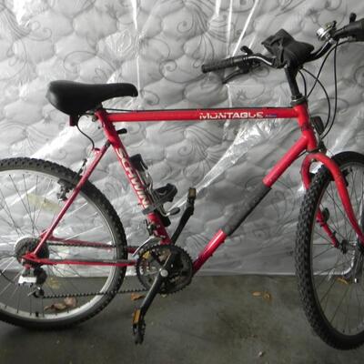 LOT 88  SCHWINN MONTAGUE FOLDING BIKE