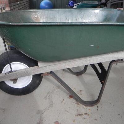 LOT 91  WHEELBARROW