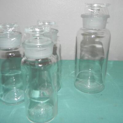 LOT 23 SMALL CANISTERS & BLUE BUD VASE