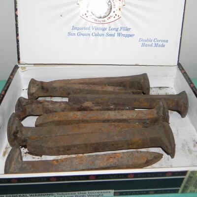 LOT 24  VINTAGE NAILS