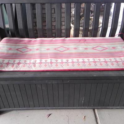 LOT 101 KETER STORAGE BENCH